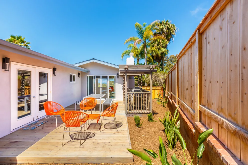 Encinitas Coastal Retreat by Priority 1 Project Management - Photo 2
