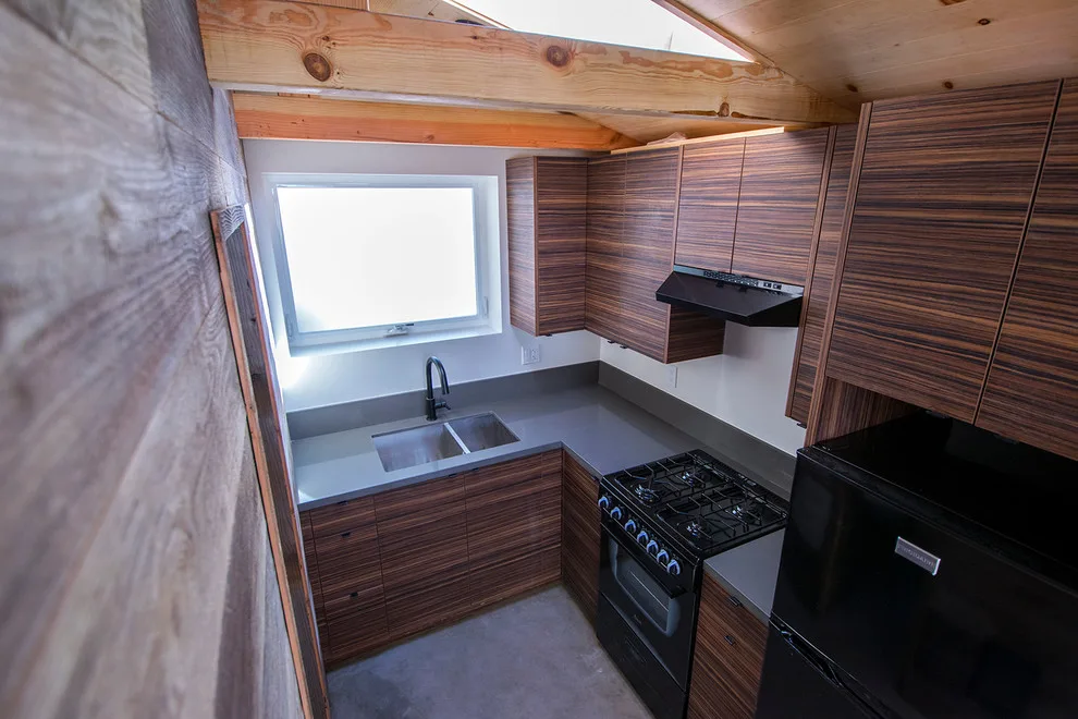 Encinitas Garage Transformation by Chaun Miller Design & Construction - Photo 7