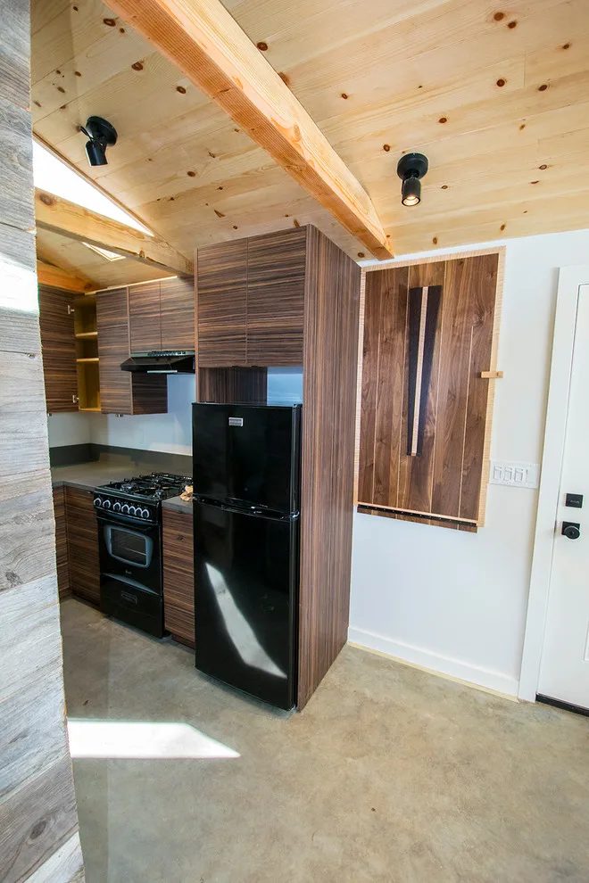 Encinitas Garage Transformation by Chaun Miller Design & Construction - Photo 6