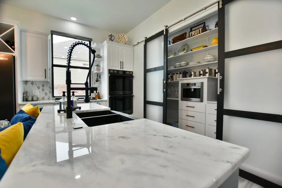 Encino Park Culinary Space by Shaw Company Remodeling - Photo 3