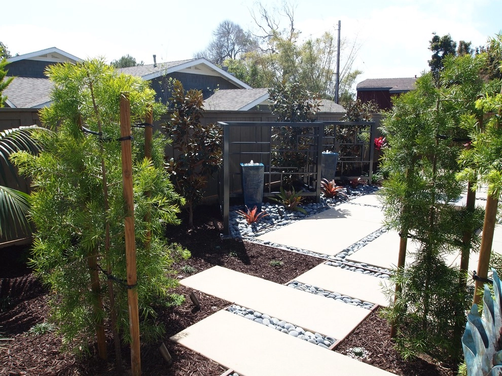 Coral Cove Modern Project by Team G7 Landscape Design & Construction - Photo 18