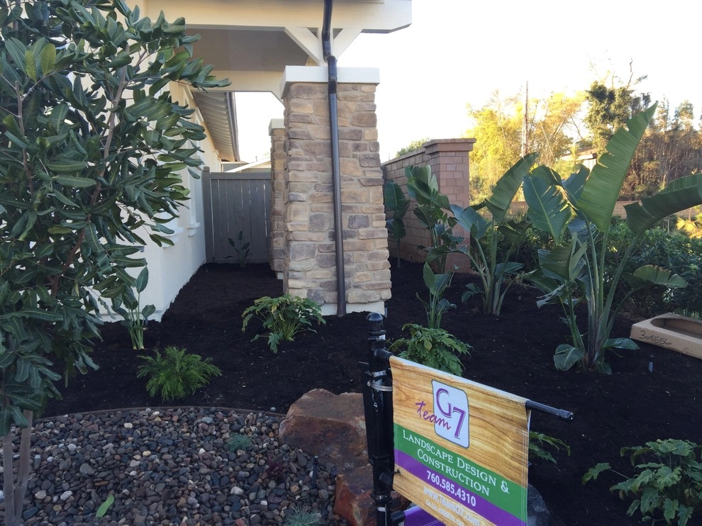 Coral Cove Modern Project by Team G7 Landscape Design & Construction - Photo 11