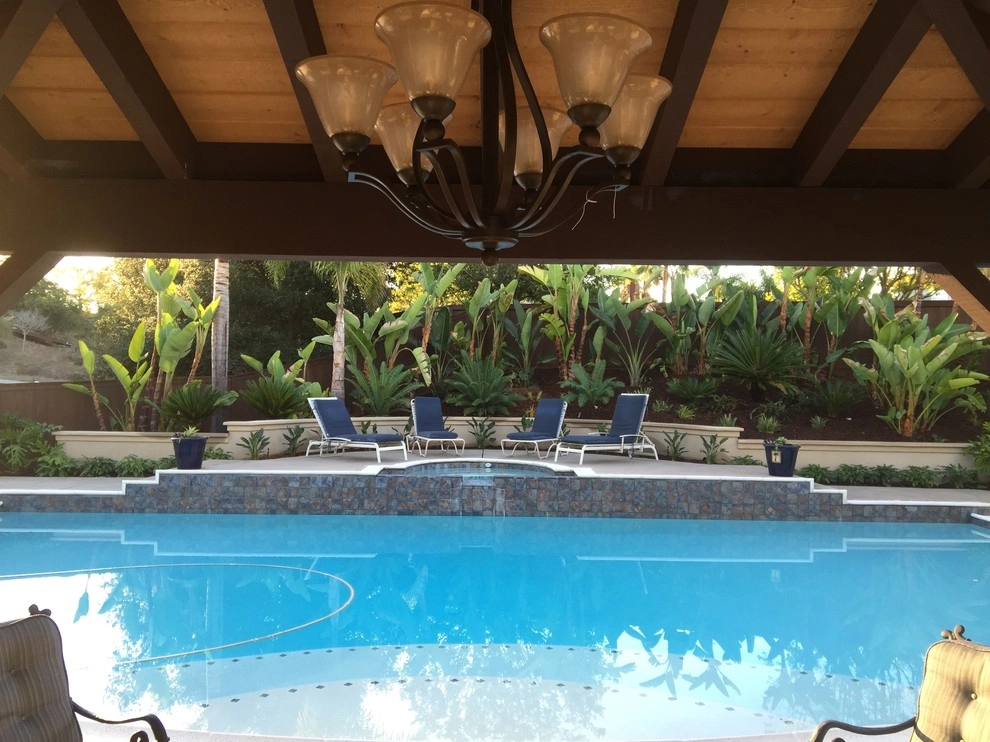 La Costa Tropical Residence by Team G7 Landscape Design & Construction - Photo 3