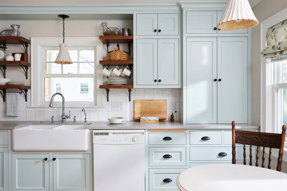 English Masterwork by Full Circle Construction Inc. - Photo 2