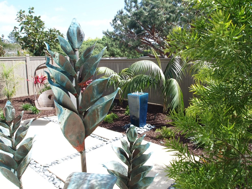 Coral Cove Modern Project by Team G7 Landscape Design & Construction - Photo 7