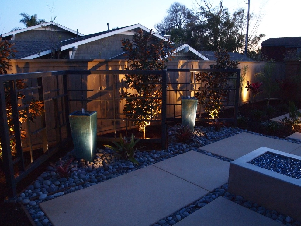 Coral Cove Modern Project by Team G7 Landscape Design & Construction - Photo 17