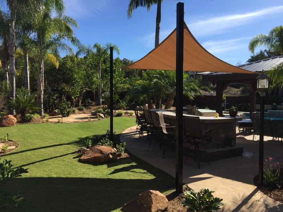 La Costa Tropical Residence by Team G7 Landscape Design & Construction - Photo 11