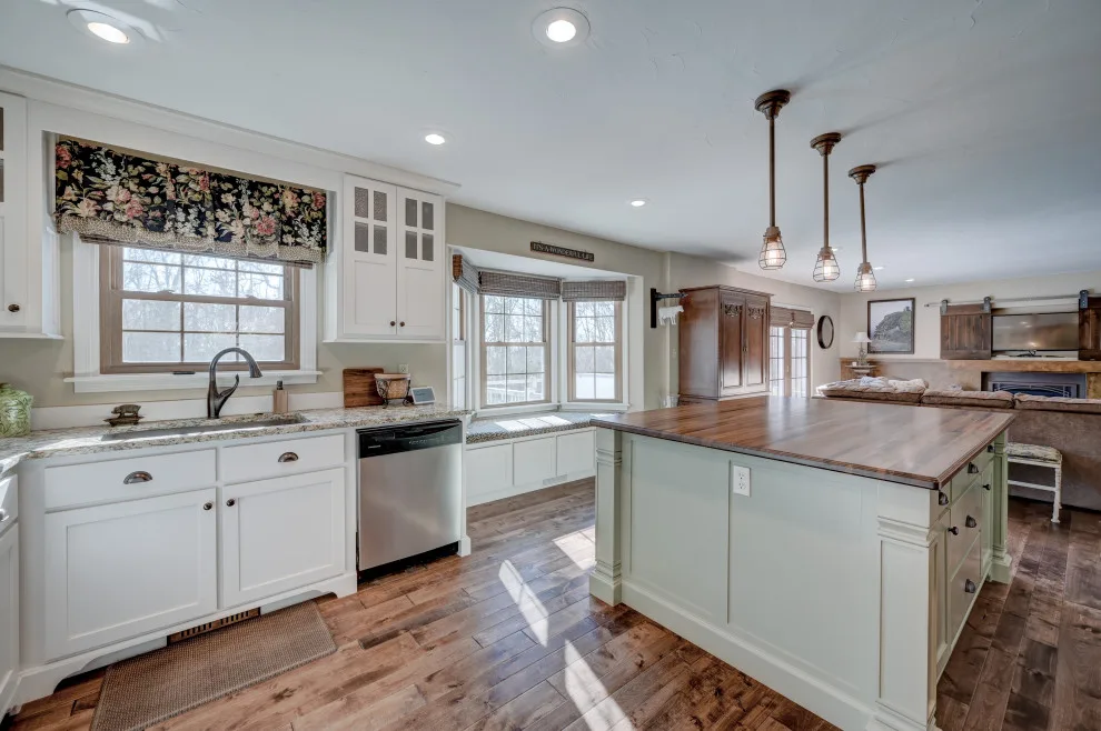 Complete Home Renovation by Bates Building LLC - Photo 37