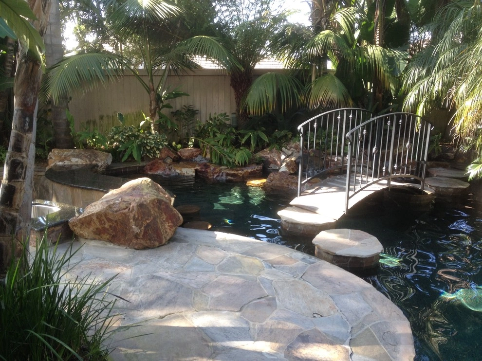 Carlsbad Tropical Residence by Team G7 Landscape Design & Construction - Photo 8