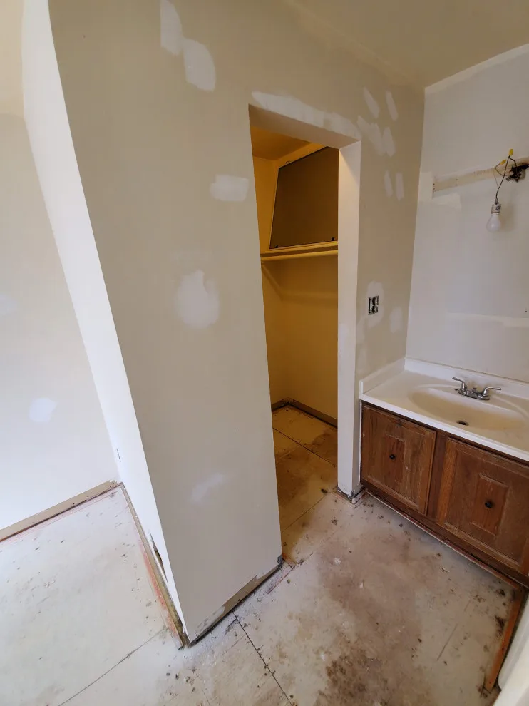 Comprehensive Home Renovation by Vm Home Improvement LLC - Photo 7