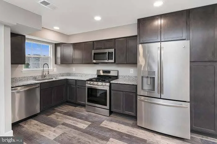 Comprehensive Home Renovation by Vm Home Improvement LLC - Photo 24