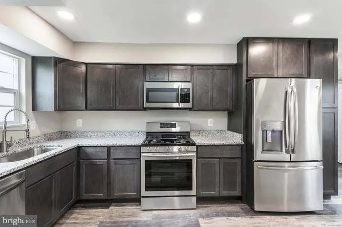 Comprehensive Home Renovation by Vm Home Improvement LLC - Photo 10