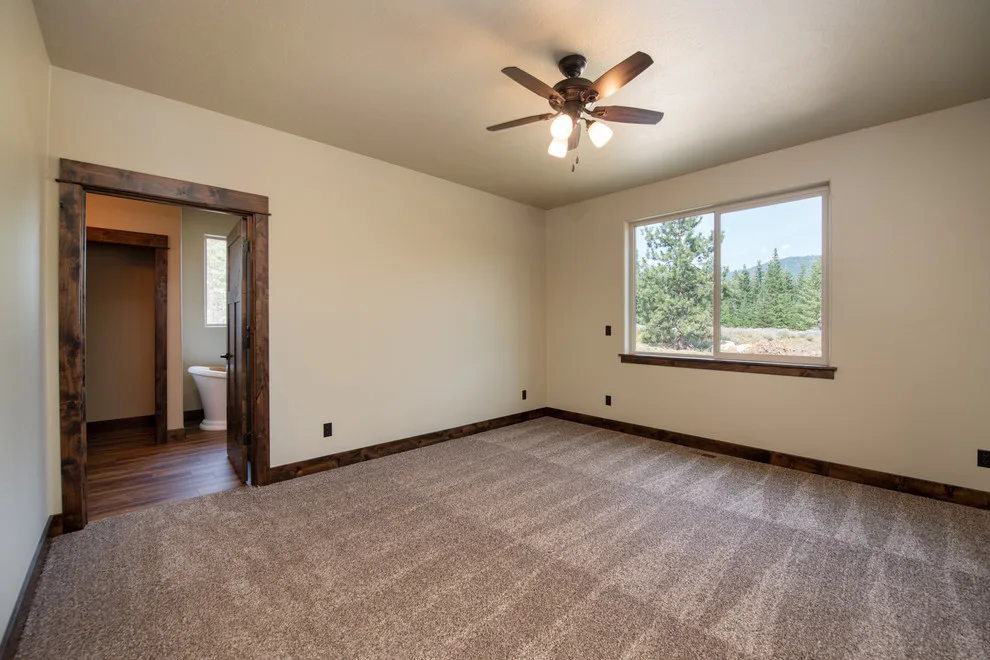 Everest Blueprint 2225 square feet by Premier Quality Homes INC - Photo 4