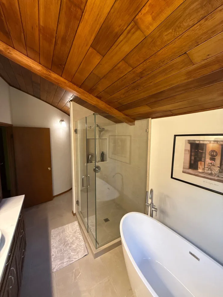 Everett - Primary Bath by Contemporary Quarters - Photo 3