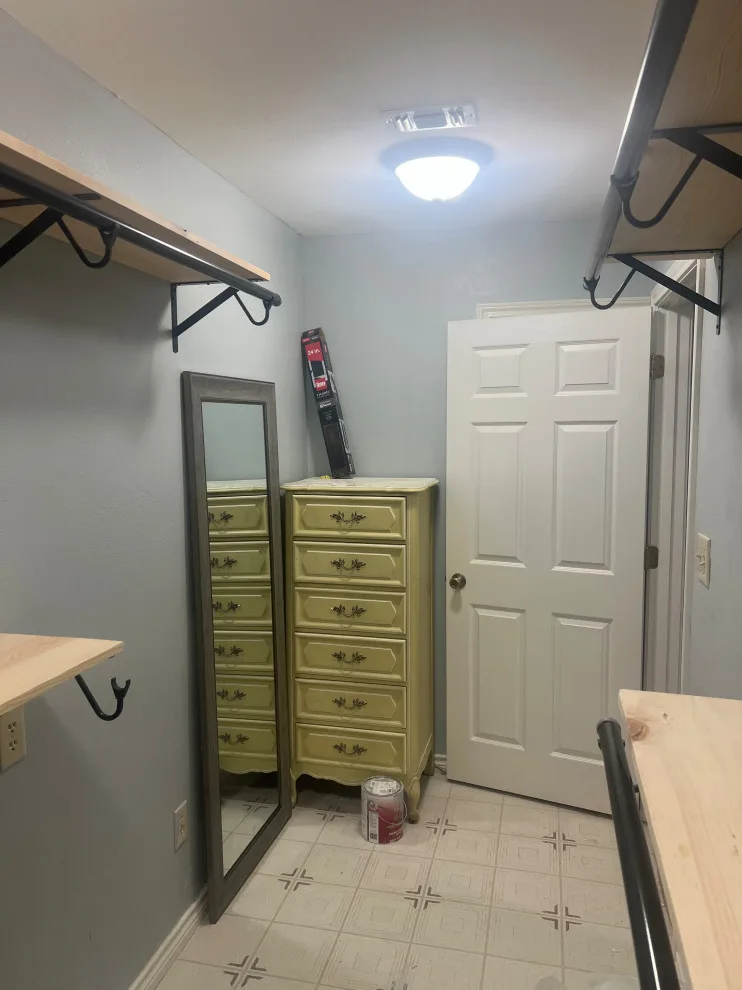 Everett's restroom by Valor Contracting LLC - Photo 5
