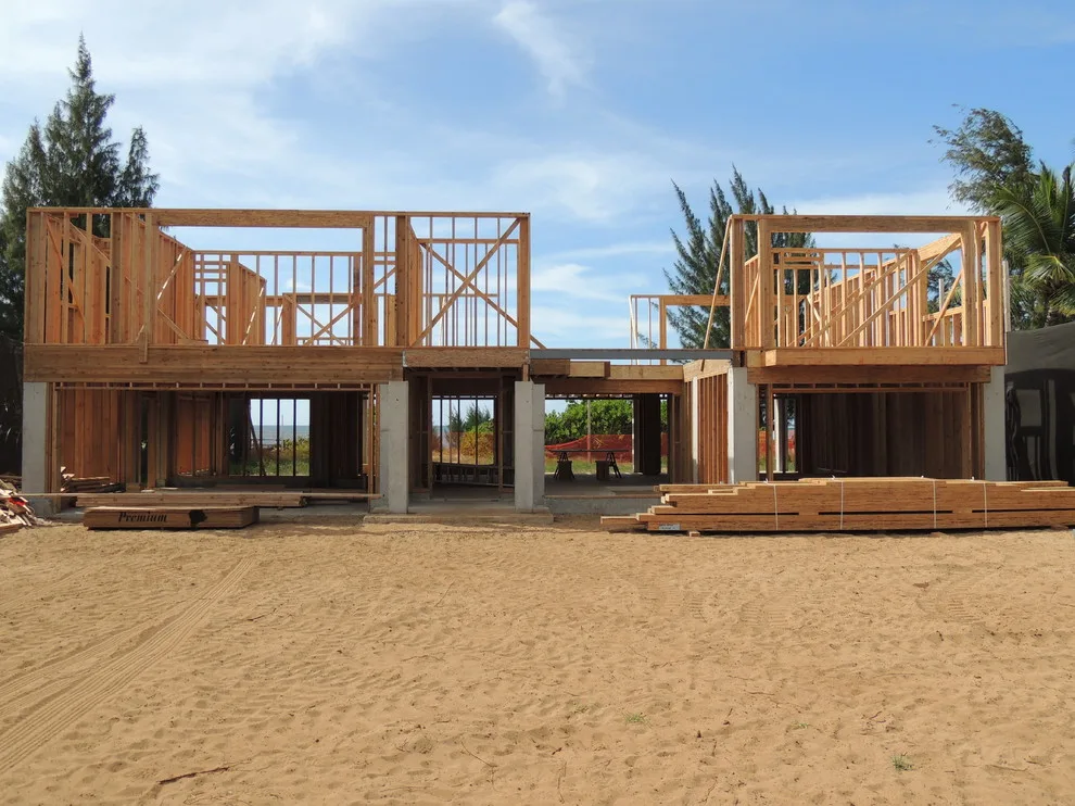 Elegant tailored residence in Waialua by DJ's Construction, Inc. - Photo 4
