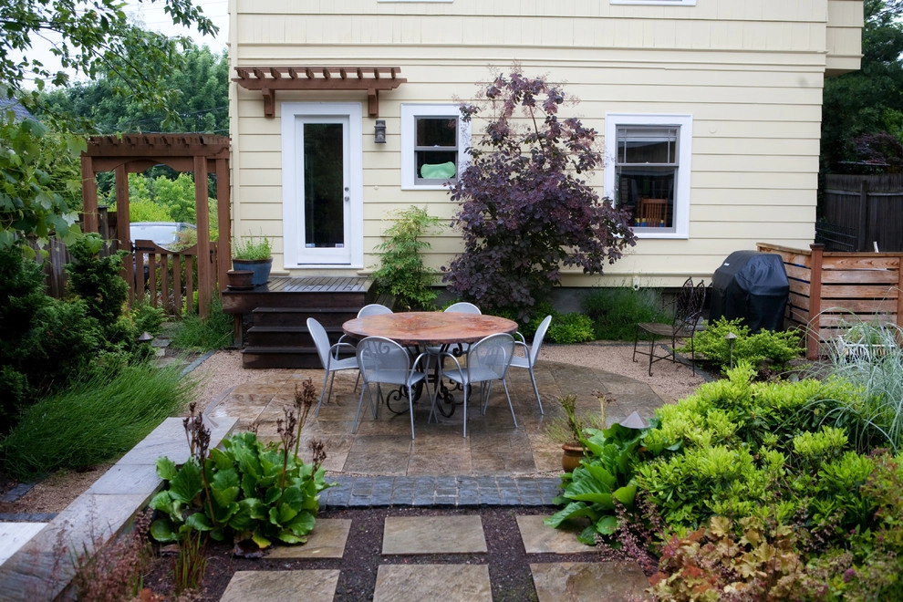 Circles and Squares in the Garden by Terra Design - Photo 5