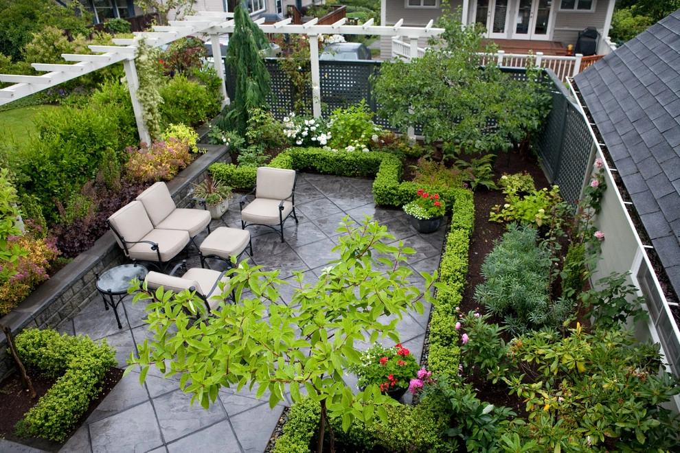 Queen Anne Traditional by Terra Design - Photo 3
