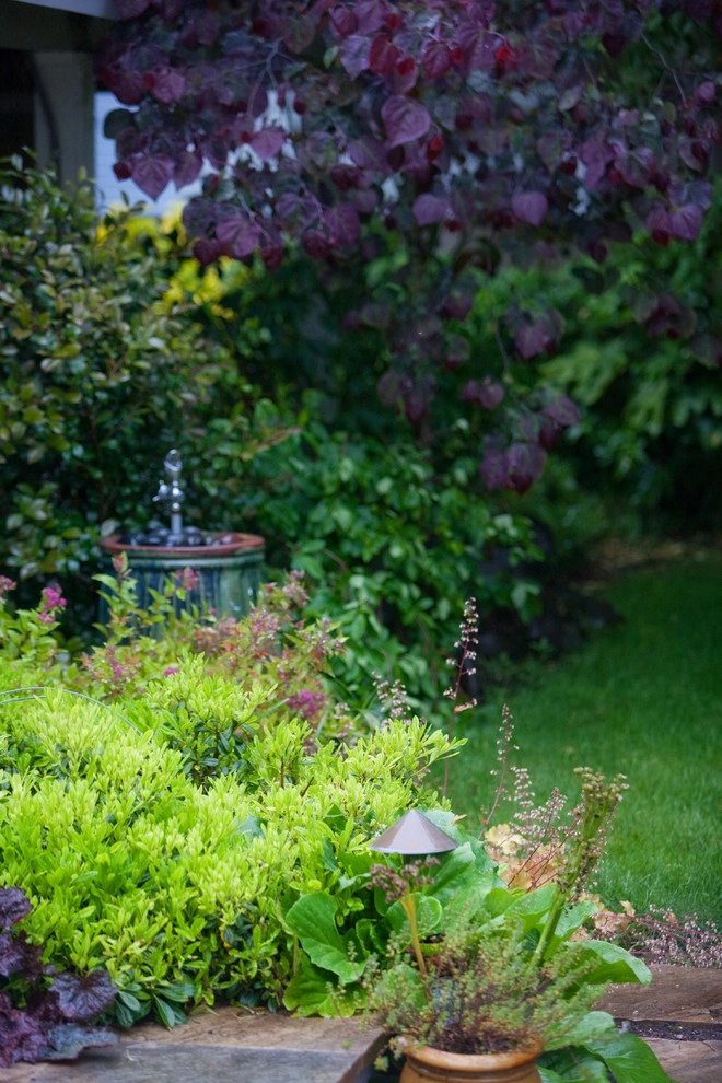 Circles and Squares in the Garden by Terra Design - Photo 2