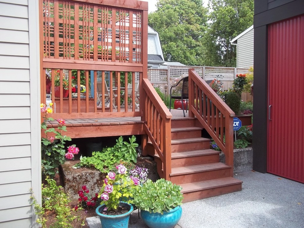 Queen Ann Bungalow by Terra Design - Photo 2
