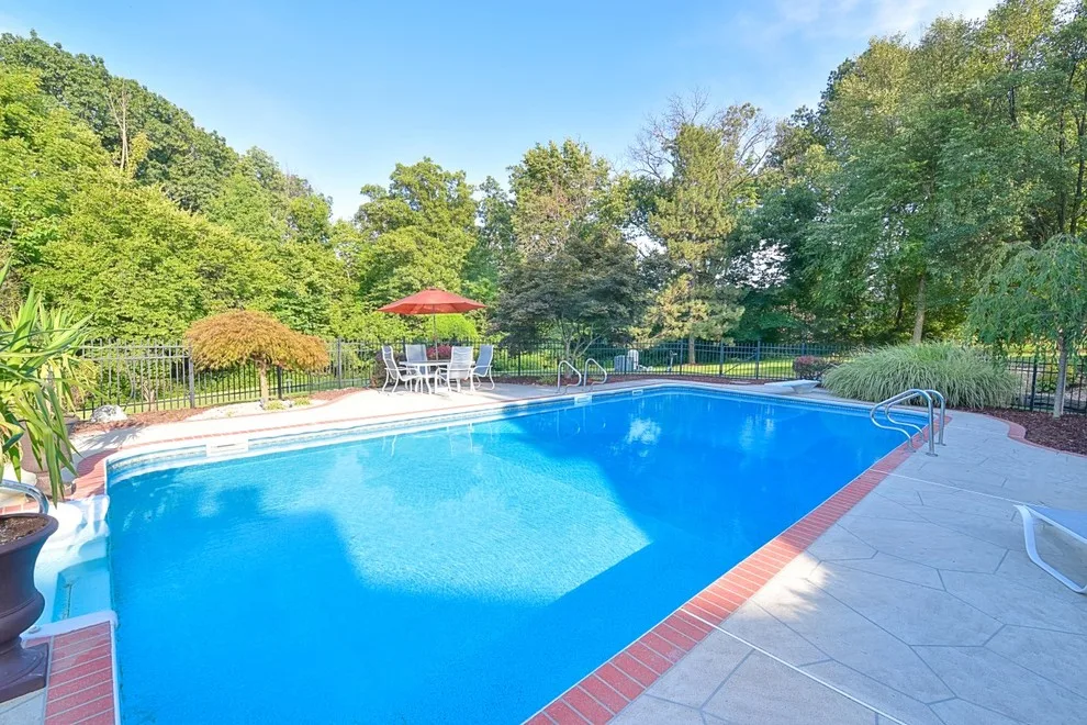 Outdoor Living Covered Patio by Jackson Custom Homes & Remodeling - Photo 54