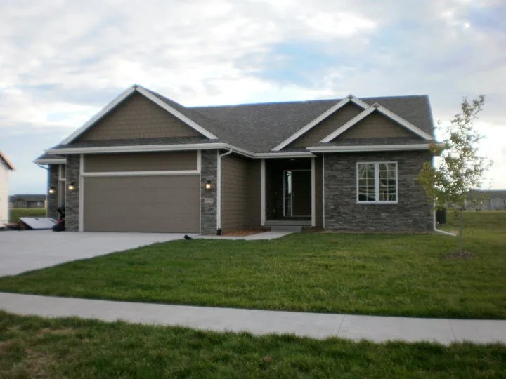 Sapphire Point Construction, LLC - Photo 11