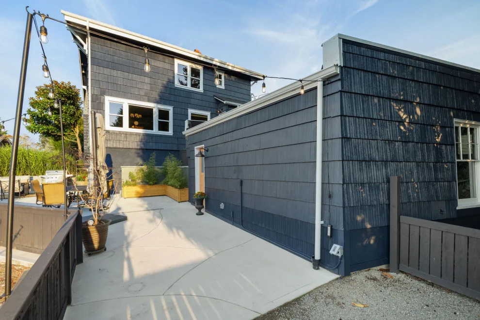 Tacoma, WA Exterior Renovation by Rainier Construction LLC - Photo 4