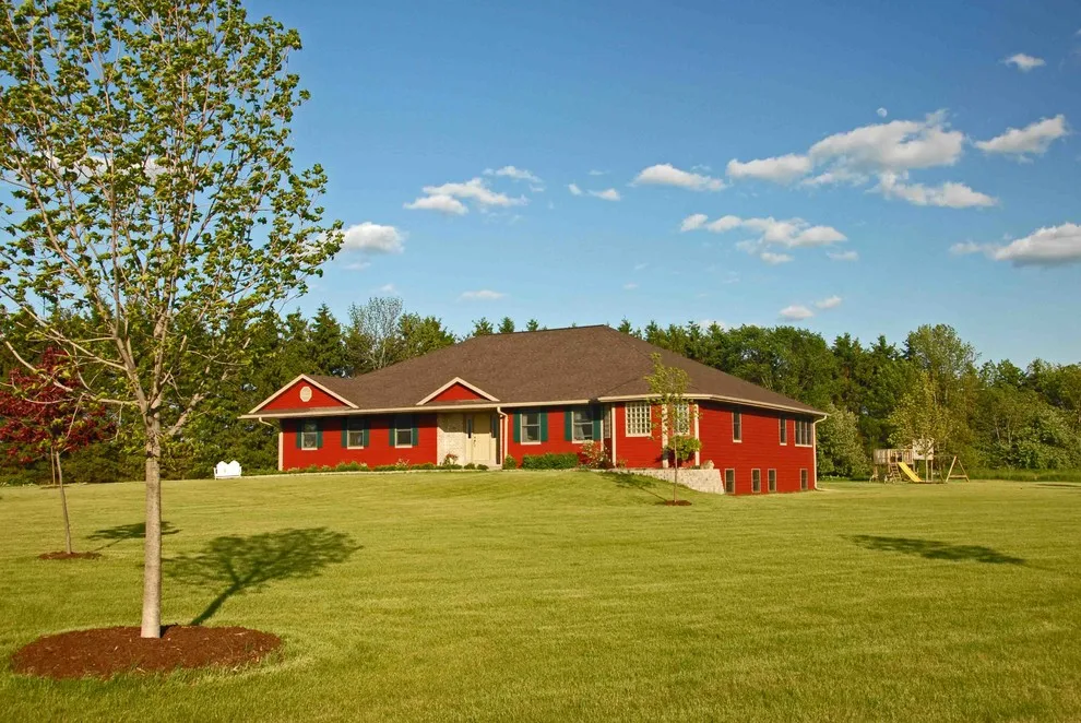 Mike Howe Builders INC. - Photo 2