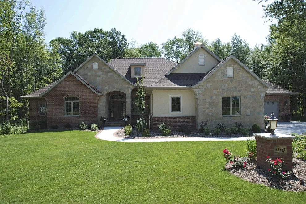 Outdoors by C & C Custom Builders - Photo 38