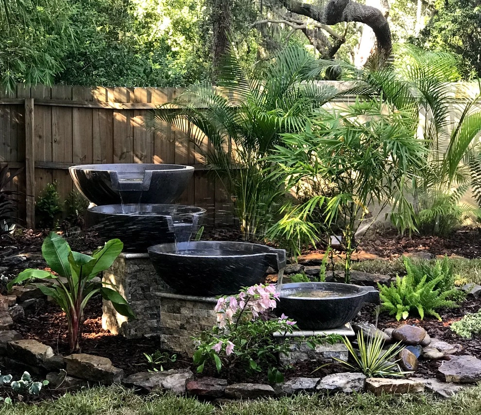 Palm Harbor, Florida backyard transformation. by Terranova Landscapes & Designs Inc. - Photo 2