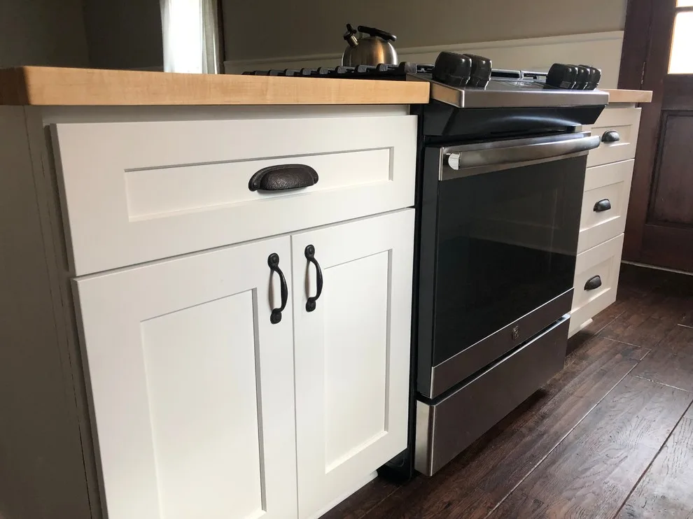 Country Style Kitchen by Renata Renovations LLC - Photo 3