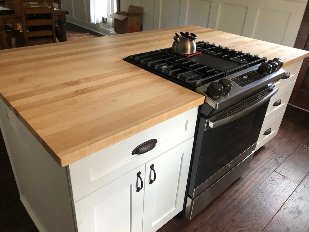 Country Style Kitchen by Renata Renovations LLC - Photo 5