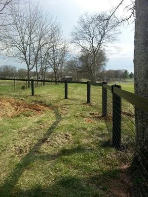 Unique Contracting & Landscaping, LLC - Photo 13