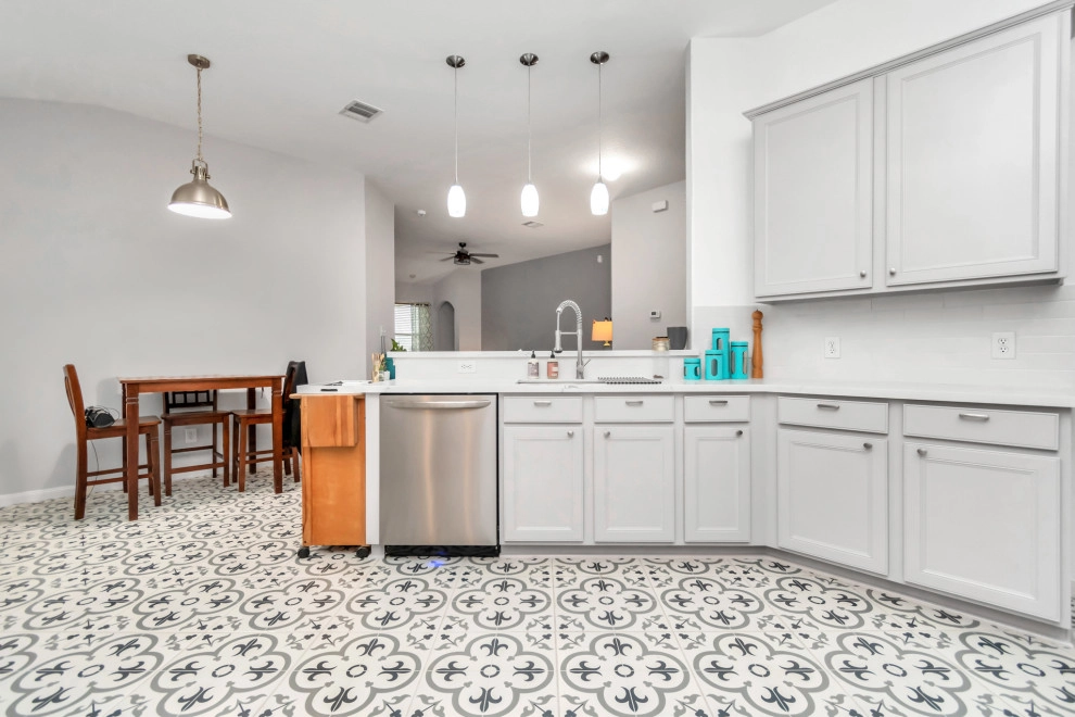 Kitchen Renovation - Pearland, TX by Texas Urban Elements - Photo 15