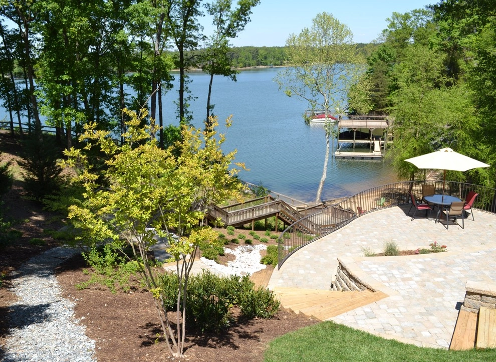 Diamond Residence by TG&R Landscape Group - Photo 2