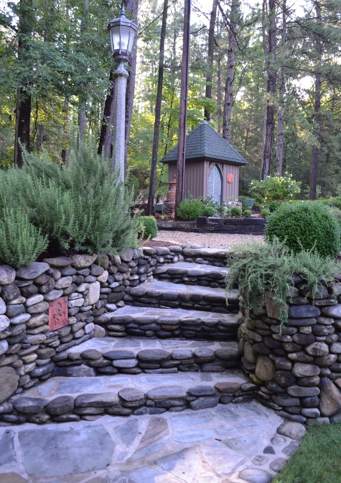 Boyd Cove Residence by TG&R Landscape Group - Photo 19
