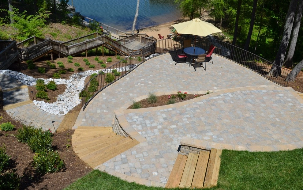 Diamond Residence by TG&R Landscape Group - Photo 3