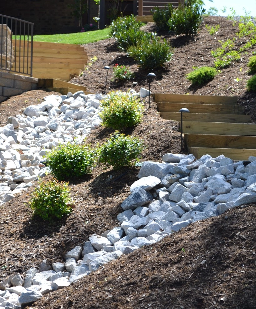 Diamond Residence by TG&R Landscape Group - Photo 6