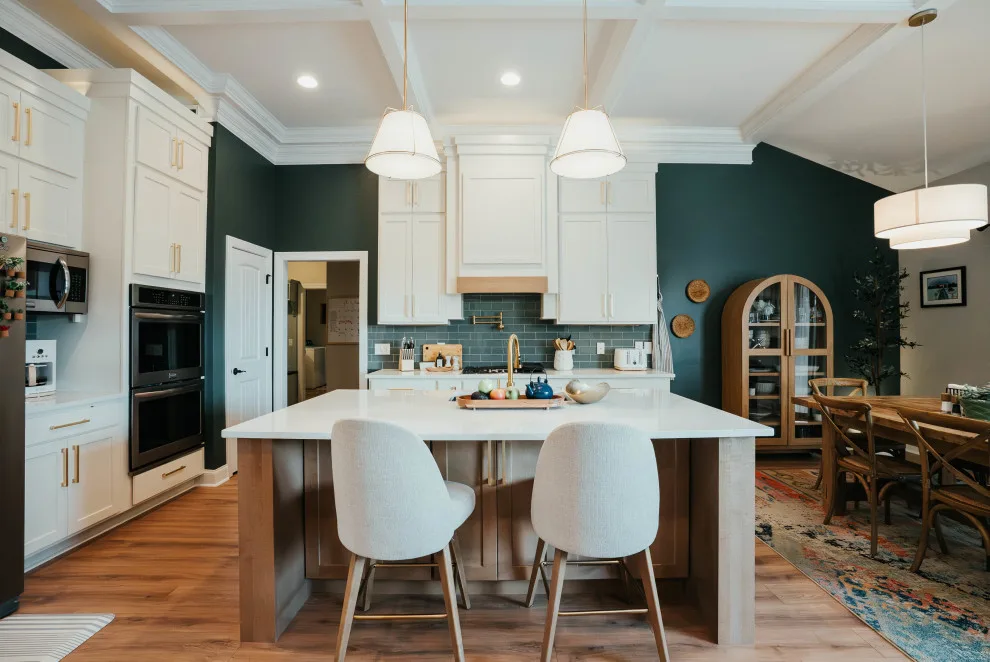 Main Level Renovation: Kitchen, Master Bath, Laundry, and Mudroom by Kamanski Construction, Inc. - Photo 11
