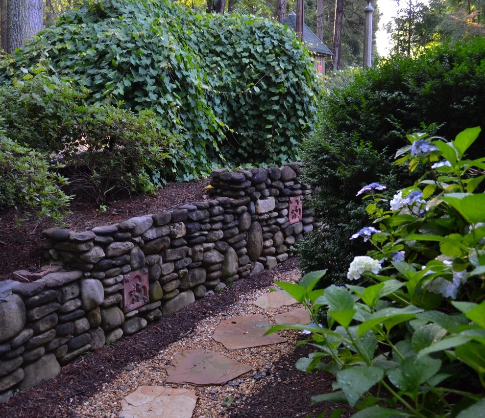 Boyd Cove Residence by TG&R Landscape Group - Photo 2
