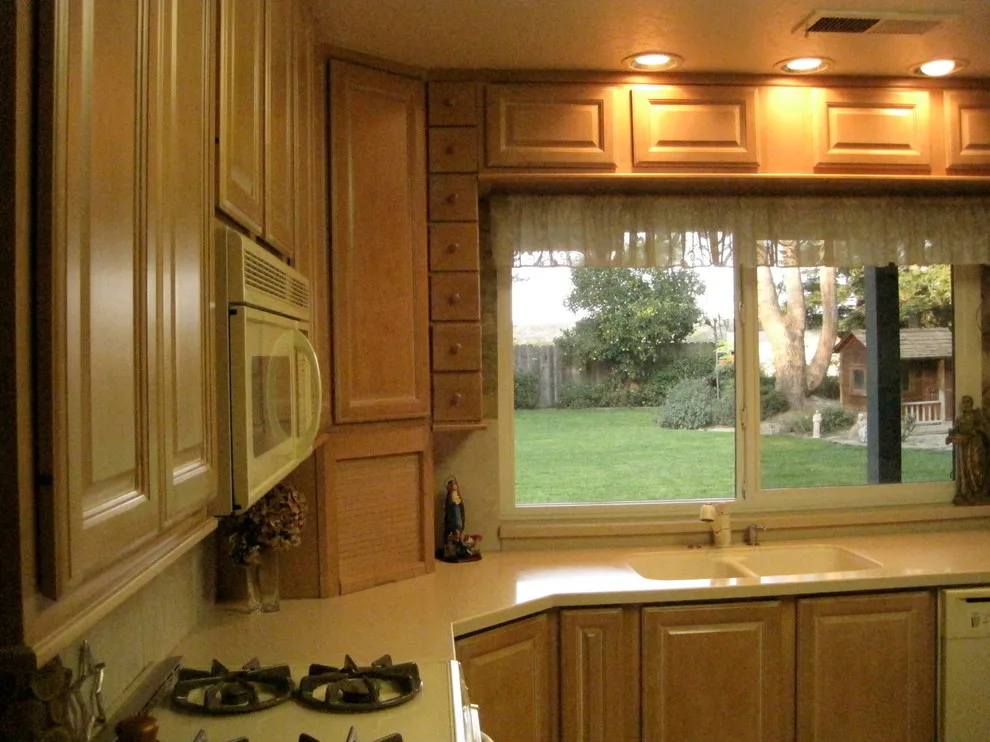 Five Mile Drive Culinary Renovation by Avalon Builders - Photo 5