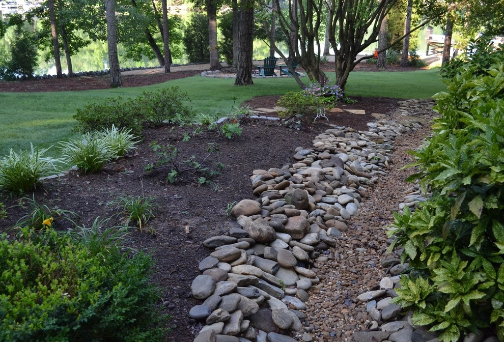 Boyd Cove Residence by TG&R Landscape Group - Photo 5