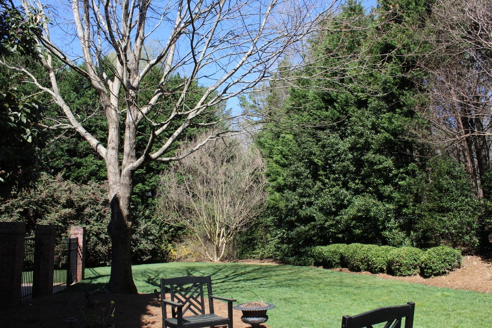 Willow Blue Run Residence by TG&R Landscape Group - Photo 3