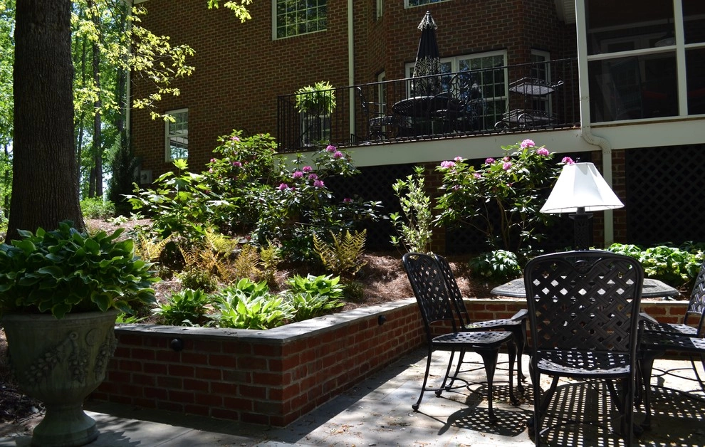 Stowe Residence by TG&R Landscape Group - Photo 2