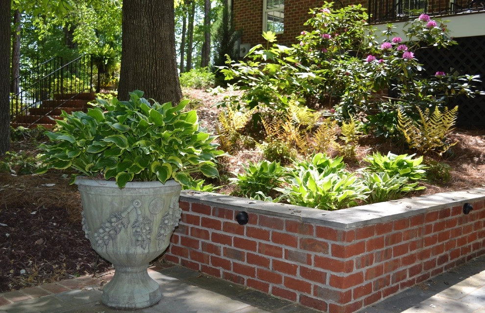 Stowe Residence by TG&R Landscape Group - Photo 7