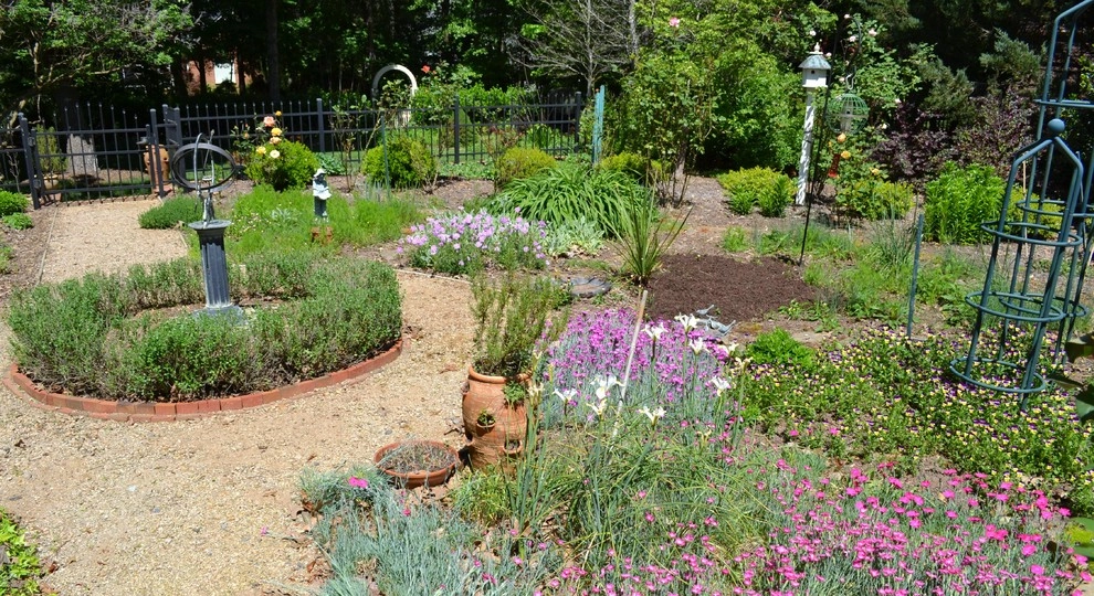 TG&R Landscape Group - Photo 10