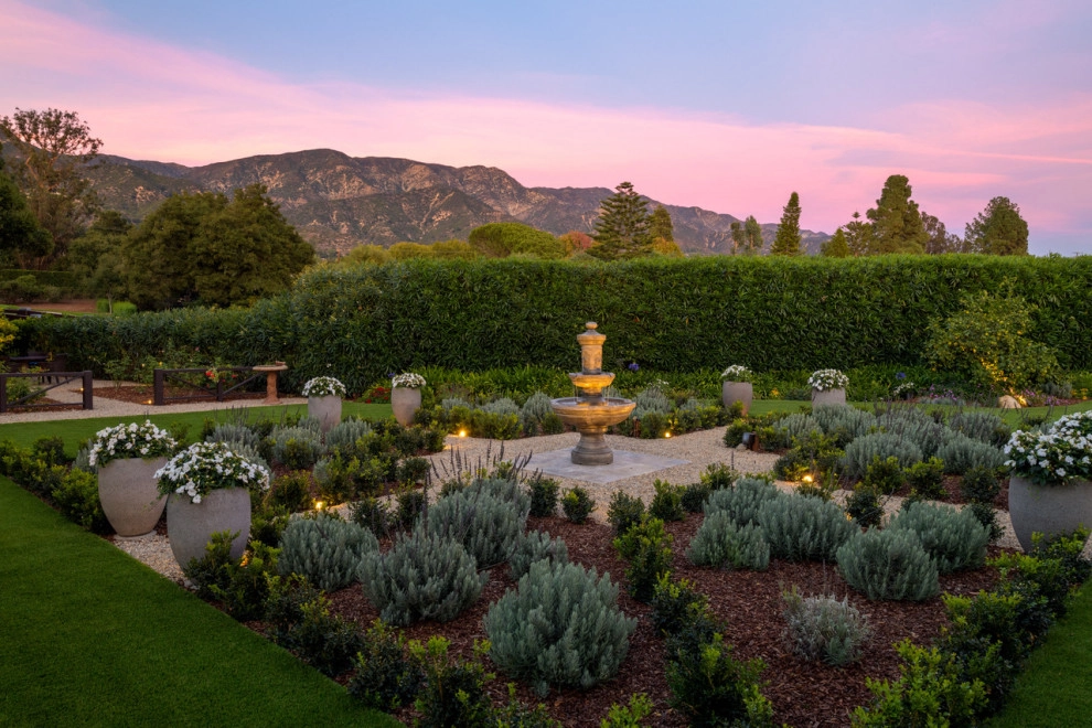Las Fuentes Drive by The Aldrich Company - Landscape Design - Photo 3