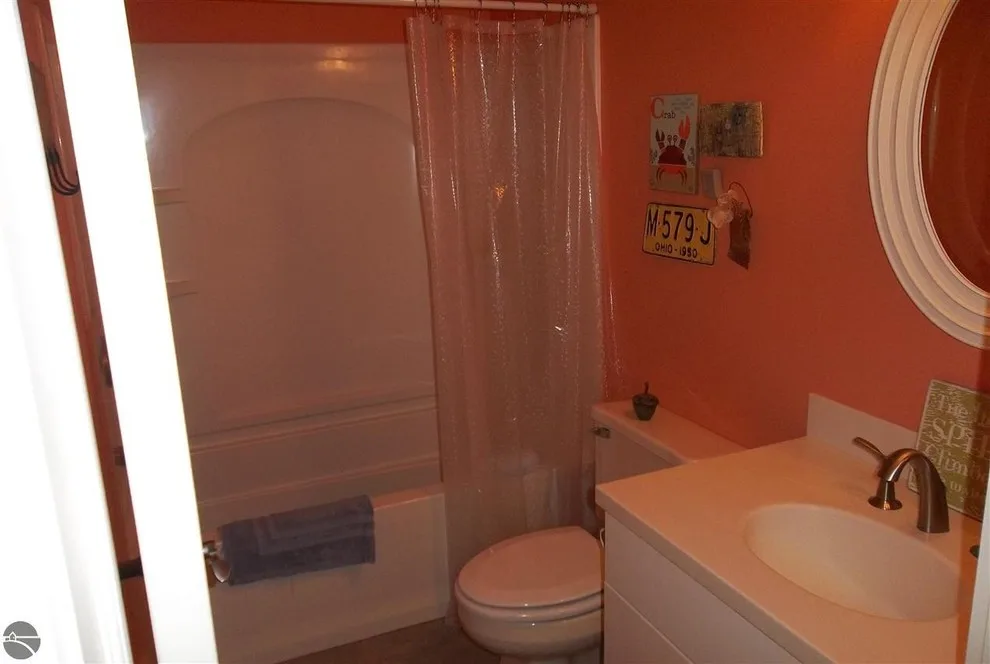 Ford Apartment by Sweetwater Contracting - Photo 7