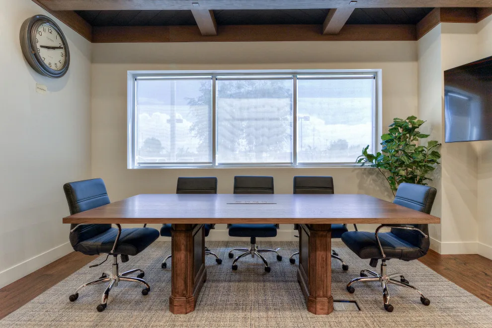 Ford Dealership Leadership Suite by Maple Avenue Construction - Photo 5