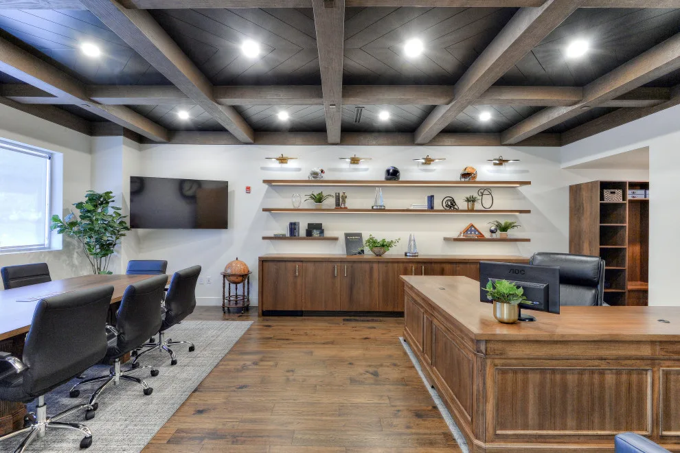 Ford Dealership Leadership Suite by Maple Avenue Construction - Photo 19